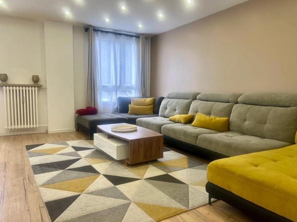 À louer - Appartement meublé entièrement rénové