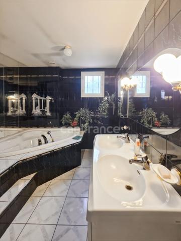 Maison familiale individuelle à Jouy le Moutier