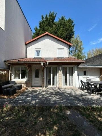 Maison à SEVRAN, 93270 - 4 pièces 80m²