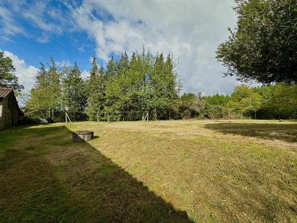 Maison à louer  8 pièces •  Saint-Priest-Taurion