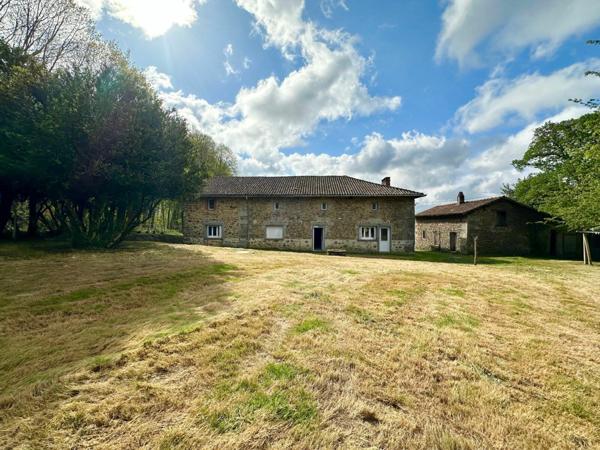 Maison à louer  8 pièces •  Saint-Priest-Taurion