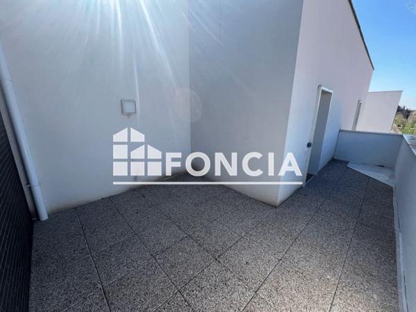 Location Appartement 4 pièces 92.2 m² - 201 RUE DE LA POULE ROUSSE Evry 91000