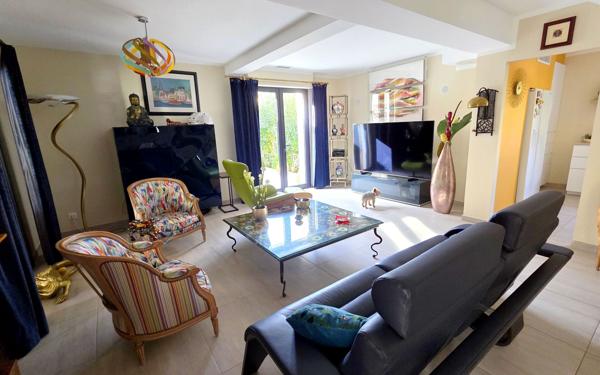 Maison à vendre    4 pièces • 155 m2 Saint-Mandrier-sur-Mer