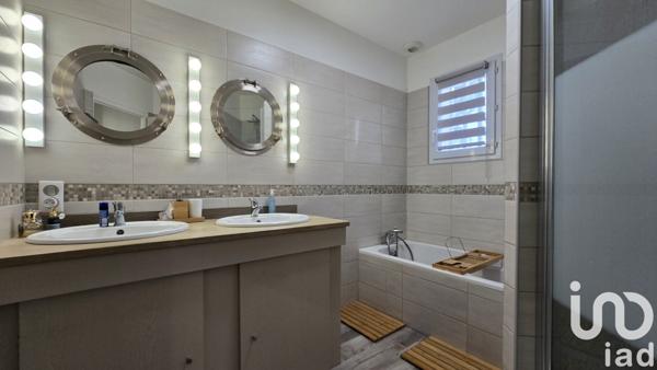 Maison à vendre 10 pièces 249 m² Aiffres