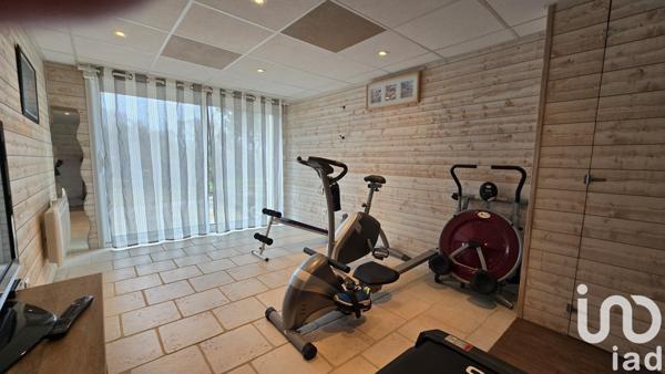 Maison à vendre 10 pièces 249 m² Aiffres