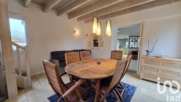 Maison à vendre 10 pièces 249 m² Aiffres