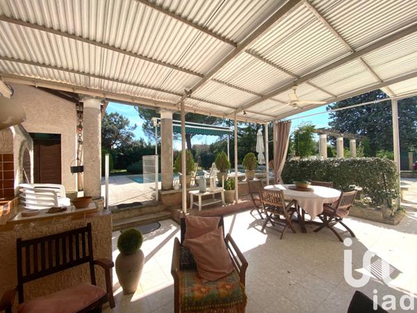 Maison à vendre 8 pièces 212 m² Carpentras