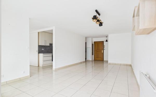 Appartement à vendre    5 pièces • 114 m2 Grenoble