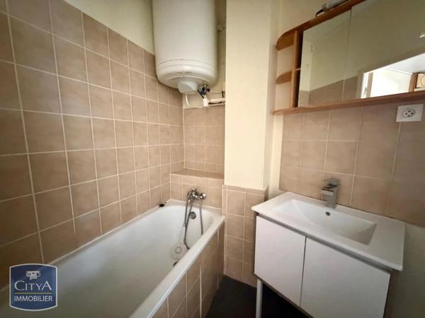 Appartement à louer 2 pièces 23.89m² Beaumont (63110)