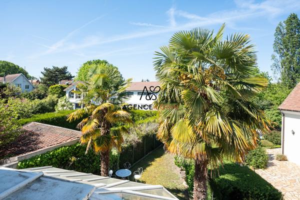 Maison Le Vésinet - 74 m2- 3 pièces Le vesinet Maison Le Vésinet - 74 m2- 3 pièces Le vesinet