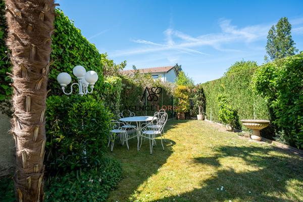 Maison Le Vésinet - 74 m2- 3 pièces Le vesinet Maison Le Vésinet - 74 m2- 3 pièces Le vesinet