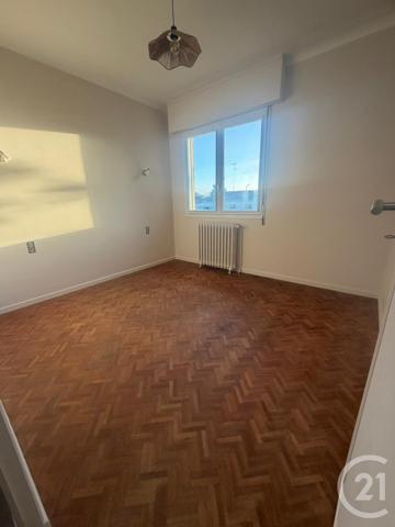 Maison à vendre  7 pièces - 158 m2 SALLES - 33