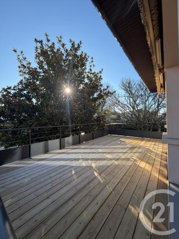 Maison à vendre  7 pièces - 158 m2 SALLES - 33