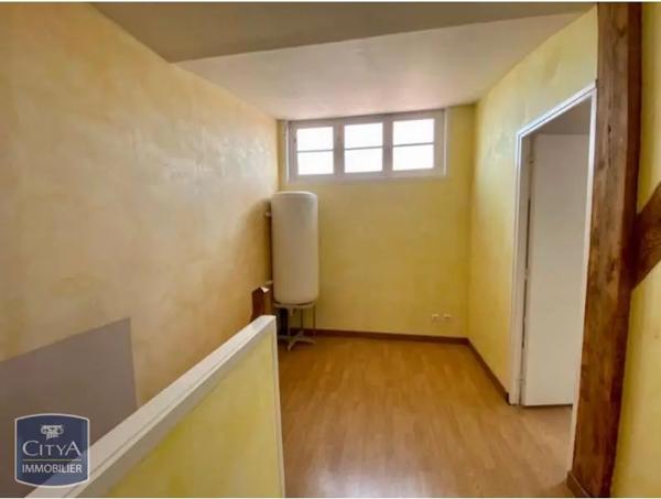 Maison à louer 3 pièces 82.29m² Tergnier (02700)