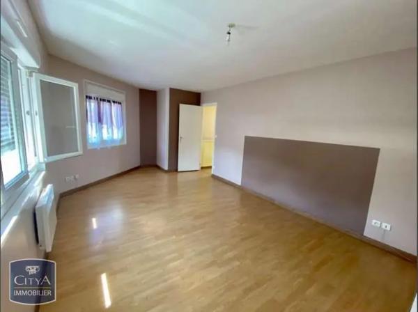Maison à louer 3 pièces 82.29m² Tergnier (02700)
