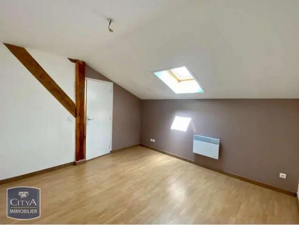 Maison à louer 3 pièces 82.29m² Tergnier (02700)