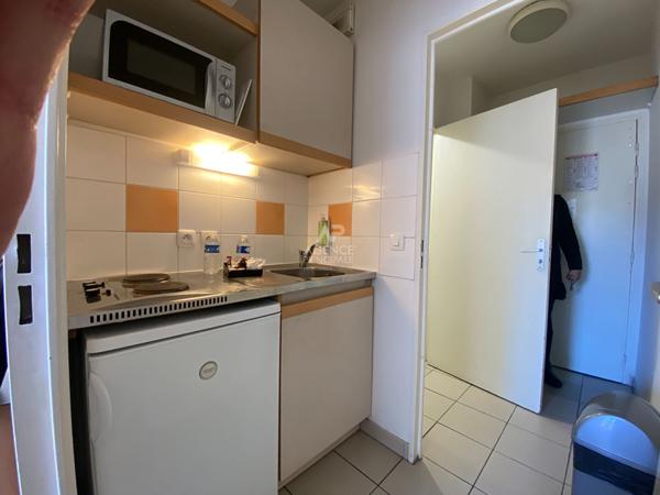 Appartement Nanterre 2 pièce(s) 29 m2 219 000 € **  - Référence  15396