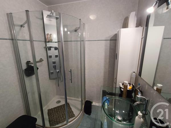 Appartement T4 à vendre  4 pièces - 94,36 m2 MARSEILLE - 13011