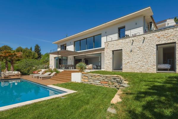 Vente Maison de luxe Aix-en-Provence 7 Pièces 240 m²