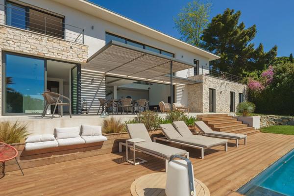 Vente Maison de luxe Aix-en-Provence 7 Pièces 240 m²
