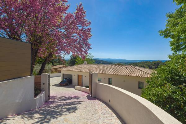 Vente Maison de luxe Aix-en-Provence 7 Pièces 240 m²
