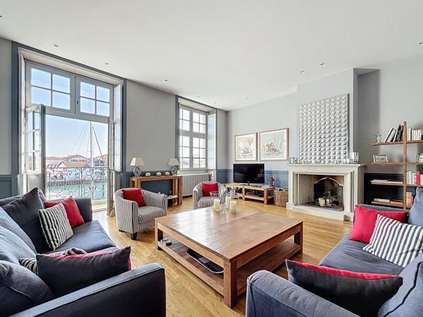 Vente Appartement de luxe Ciboure 5 Pièces 130 m²