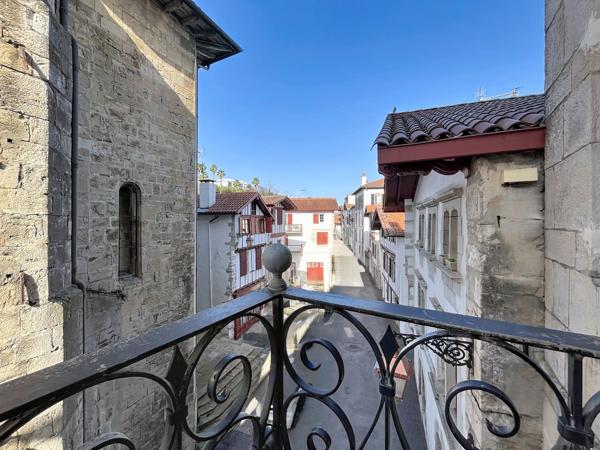 Vente Appartement de luxe Ciboure 5 Pièces 130 m²