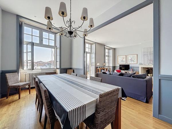 Vente Appartement de luxe Ciboure 5 Pièces 130 m²