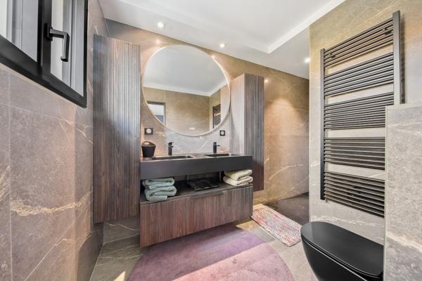 Vente Maison de luxe Bandol 7 Pièces 185 m²