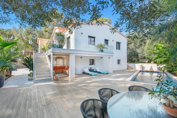 Vente Maison de luxe Bandol 7 Pièces 185 m²