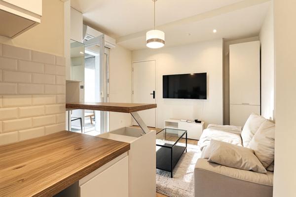 APPARTEMENT TYPE 2 / JARDIN / PISCINE / STATIONNEMENT