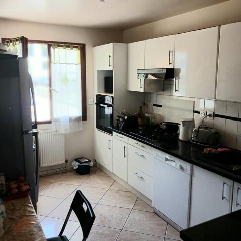 Maison à PIERREFITTE-SUR-SEINE, 93380 - 7 pièces 135m²