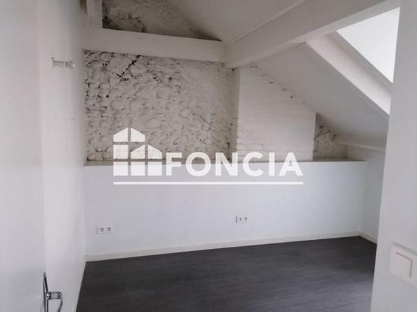 Location Appartement 3 pièces 73.6 m² - 62 RUE VICTOR HUGO Tarbes 65000