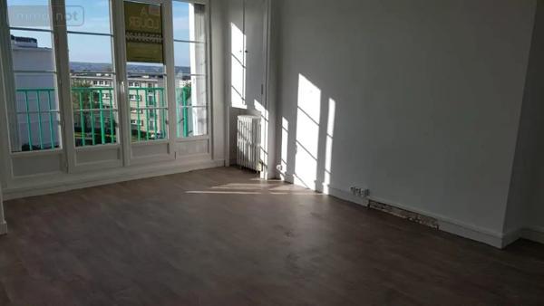 Location - Appartement Boulogne-sur-Mer 62200 4 pièces 89 m 2
