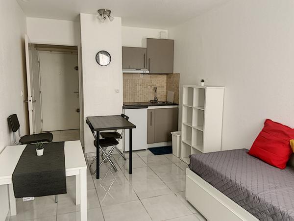 Appartement 1 pièce 19 m2 - Toulon centre ville