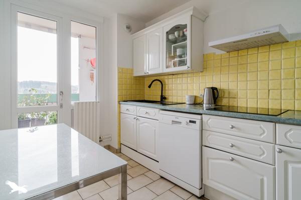 Appartement à vendre |  Saint-Genis-Laval |  5 pièces | 88 m²