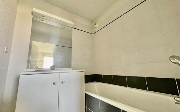 Appartement à louer    1 pièce •  La Ville-Dieu-du-Temple