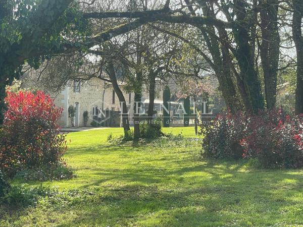Belle demeure proche de Poitiers