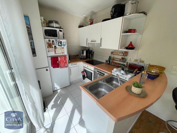 Appartement à louer 3 pièces 66.7m²