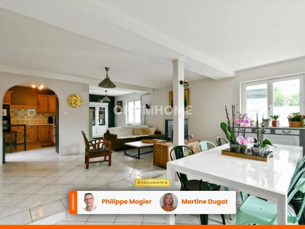 Maison au calme sur petite place – 136 m² habitables, 3 chambres, garage à Saint-Yorre (03)