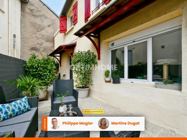 Maison au calme sur petite place – 136 m² habitables, 3 chambres, garage à Saint-Yorre (03)