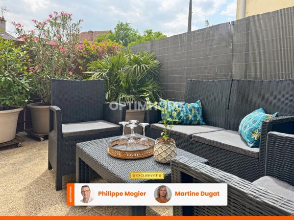 Maison au calme sur petite place – 136 m² habitables, 3 chambres, garage à Saint-Yorre (03)