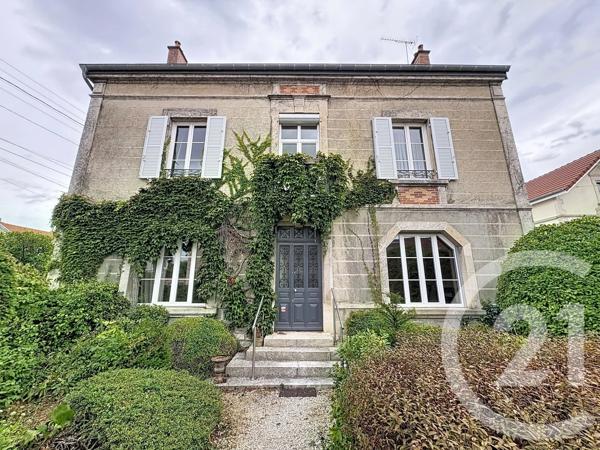 Maison à vendre  11 pièces - 286 m 2   CHAUMONT  - 52