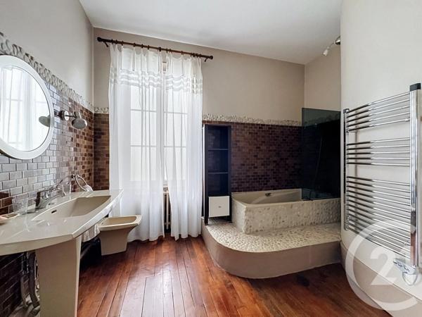 Maison à vendre  11 pièces - 286 m 2   CHAUMONT  - 52