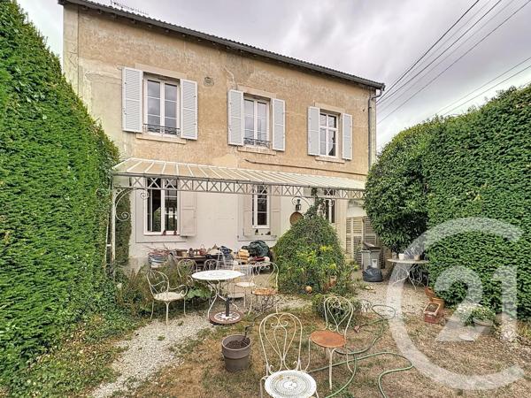 Maison à vendre  11 pièces - 286 m 2   CHAUMONT  - 52