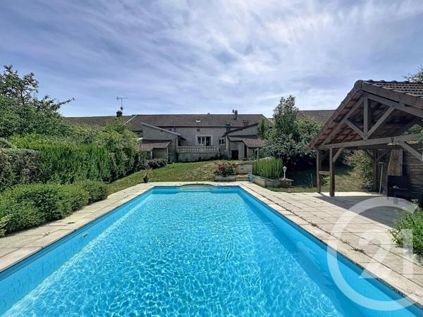 Maison à vendre  11 pièces - 286 m 2   CHAUMONT  - 52