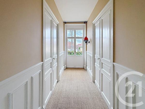 Maison à vendre  11 pièces - 286 m 2   CHAUMONT  - 52