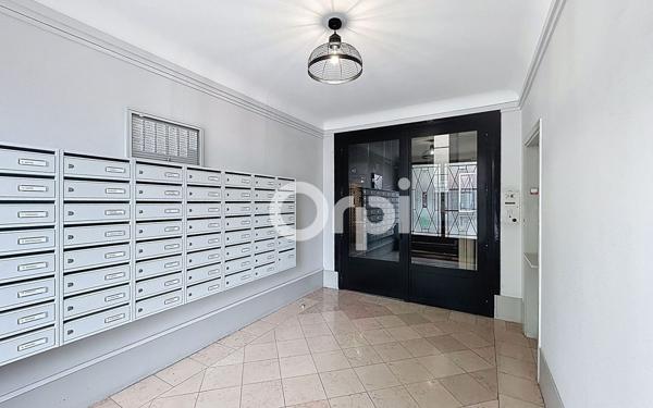 Appartement à vendre    1 pièce • 24,82 m2 Paris 15