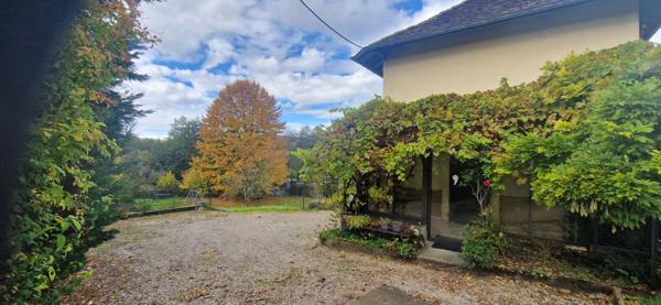 5' de VOIRON Maison 4 chambres, grand terrain, atelier