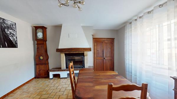 5' de VOIRON Maison 4 chambres, grand terrain, atelier